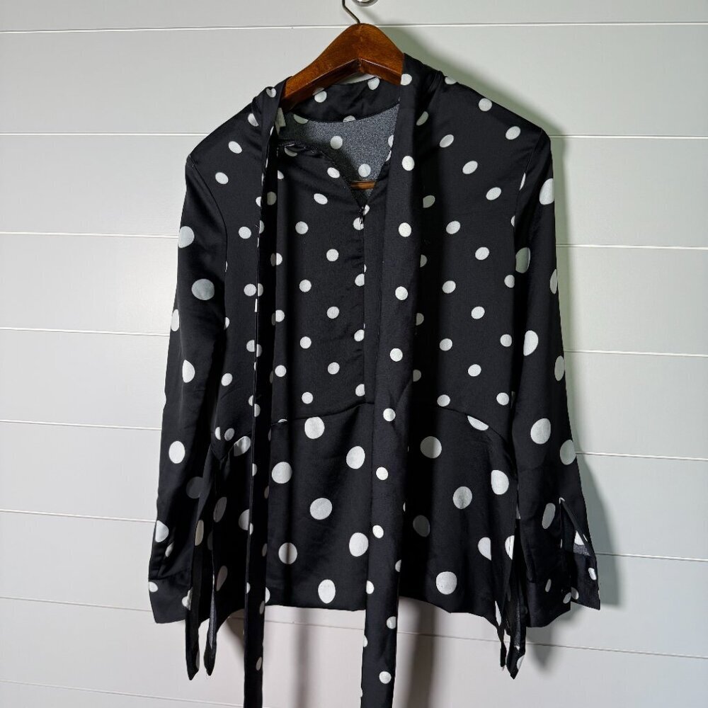 H & M Tie in Back Long Sleeve Black & White Polka-Dot Blouse- Sz 6 - Picture 6 of 9
